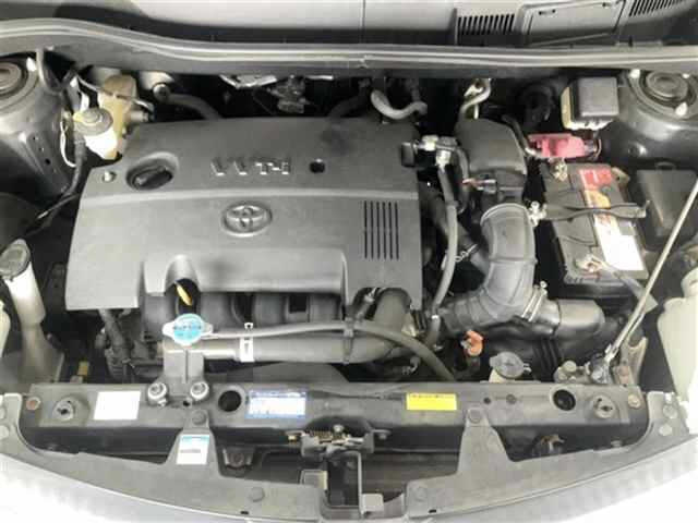 TOYOTA SIENTA 2011