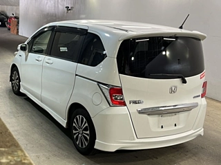 HONDA FREED 2014
