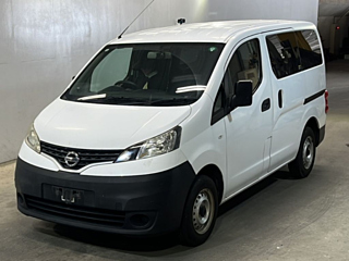 NISSAN NV200 2019