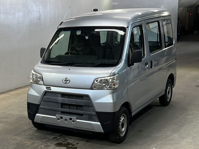 TOYOTA PIXIS VAN 2019