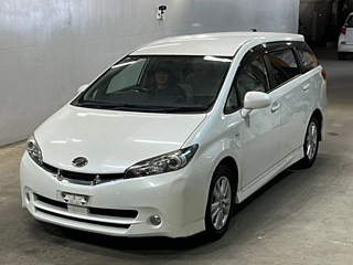 TOYOTA WISH 2009