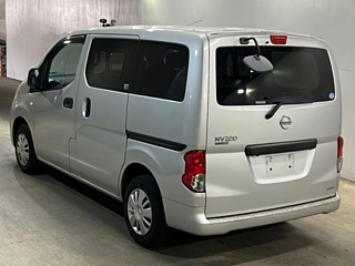 NISSAN NV200 2020