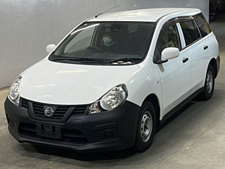 NISSAN AD 2020