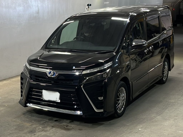 TOYOTA VOXY 2019