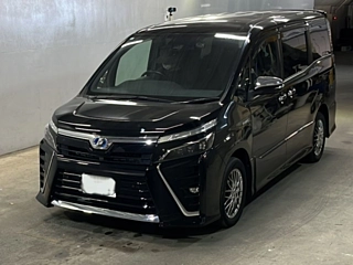 TOYOTA VOXY 2019