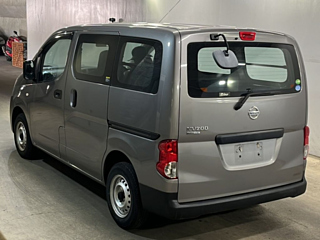 NISSAN NV200 2020