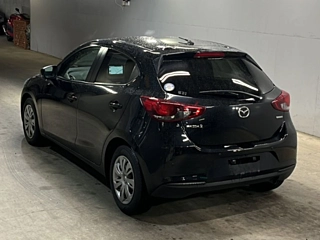 Заказать MAZDA MAZDA2