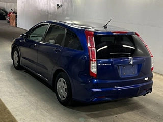 HONDA STREAM 2011