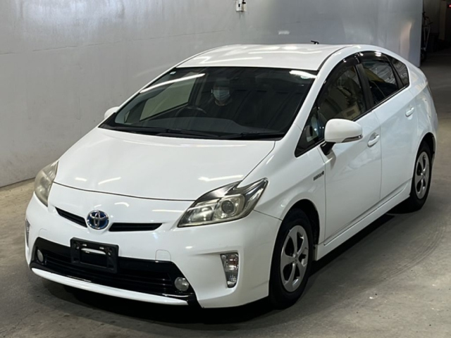 TOYOTA PRIUS 2012