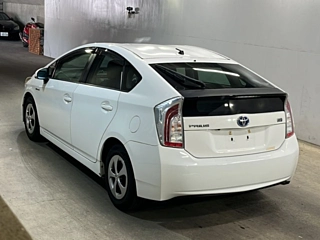 TOYOTA PRIUS 2012