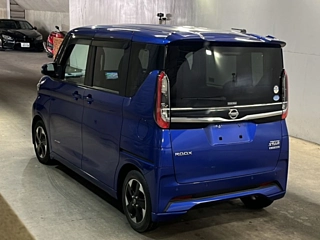 NISSAN ROOX 2021
