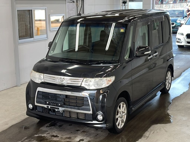 DAIHATSU TANTO 2012