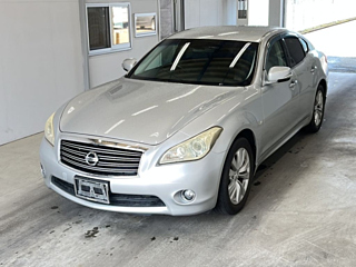 NISSAN FUGA 2010