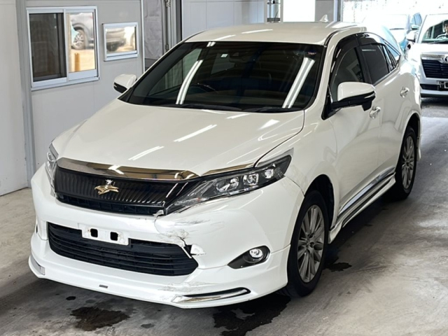 TOYOTA HARRIER 2016