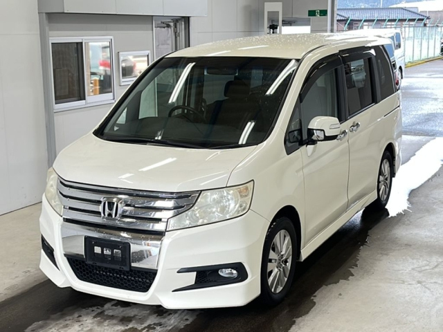 HONDA STEP WAGON 2012