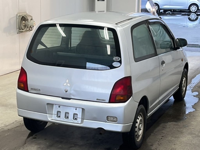 MITSUBISHI MINICA 2009