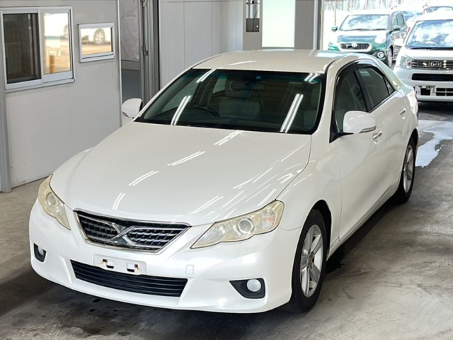 TOYOTA MARK X 2010