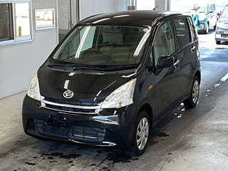 DAIHATSU MOVE 2011