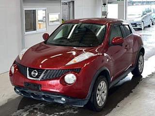 NISSAN JUKE 2011