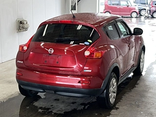 NISSAN JUKE 2011
