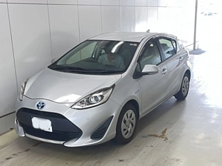 TOYOTA AQUA 2020