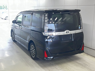 TOYOTA VOXY 2015