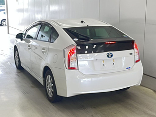 TOYOTA PRIUS 2013