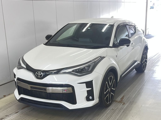 TOYOTA C-HR 2020