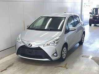 TOYOTA VITZ 2019