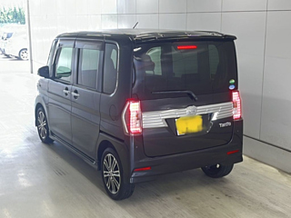 DAIHATSU TANTO 2018