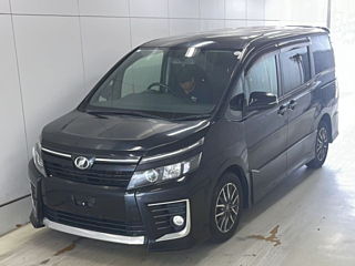 TOYOTA VOXY 2014