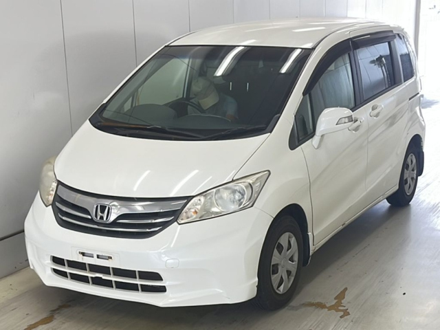 HONDA FREED 2012