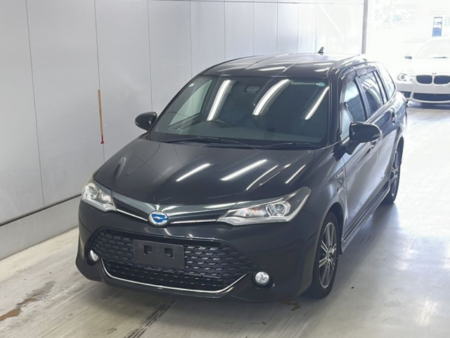 TOYOTA COROLLA FIELDER 2015