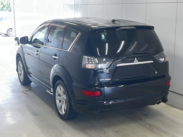 MITSUBISHI OUTLANDER 2010