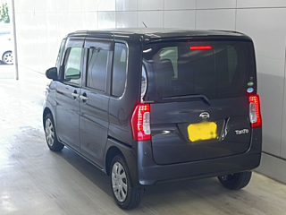 DAIHATSU TANTO 2018