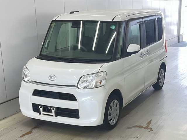 DAIHATSU TANTO 2018