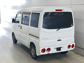 MITSUBISHI MINICAB VAN 2011