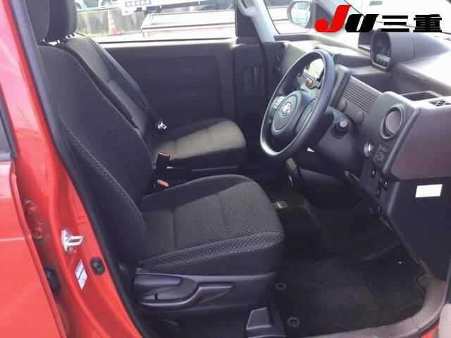 TOYOTA PORTE 2018