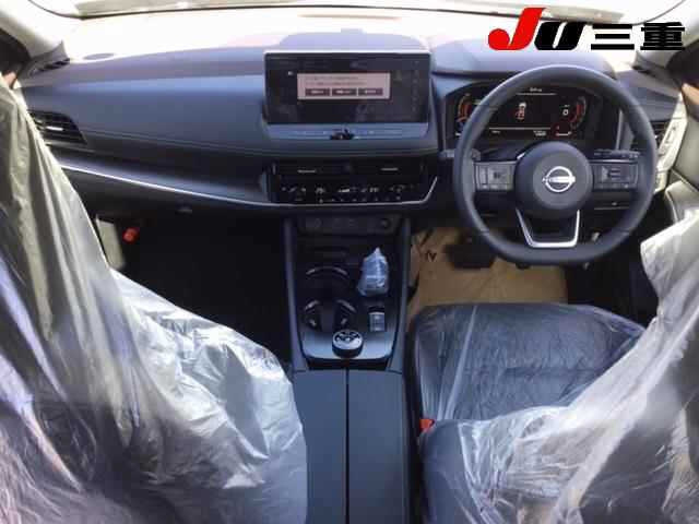 NISSAN X-TRAIL 2025
