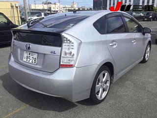 TOYOTA PRIUS 2011