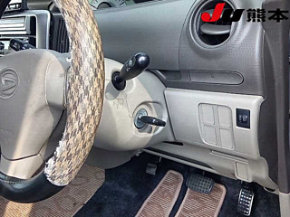DAIHATSU TANTO 2010