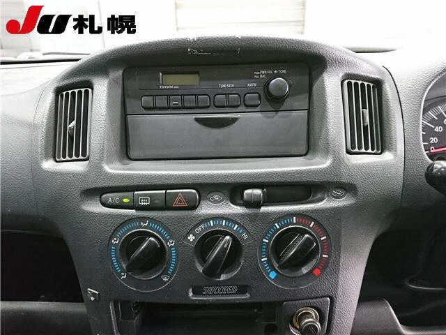 TOYOTA SUCCEED 2013