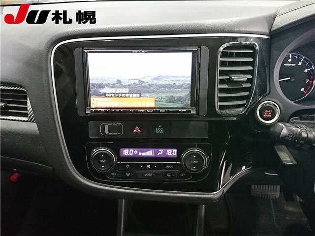 MITSUBISHI OUTLANDER 2016