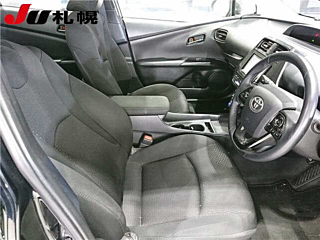 TOYOTA PRIUS 2020