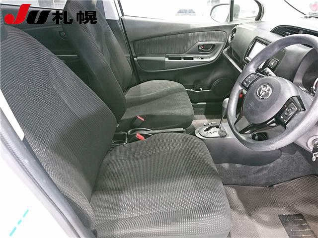 TOYOTA VITZ 2018