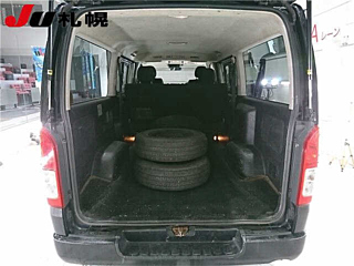 TOYOTA HIACE VAN 2018