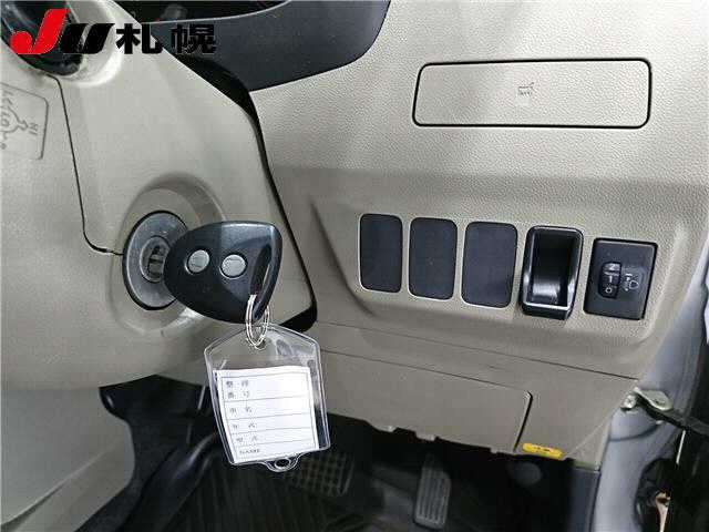 DAIHATSU MIRA 2012