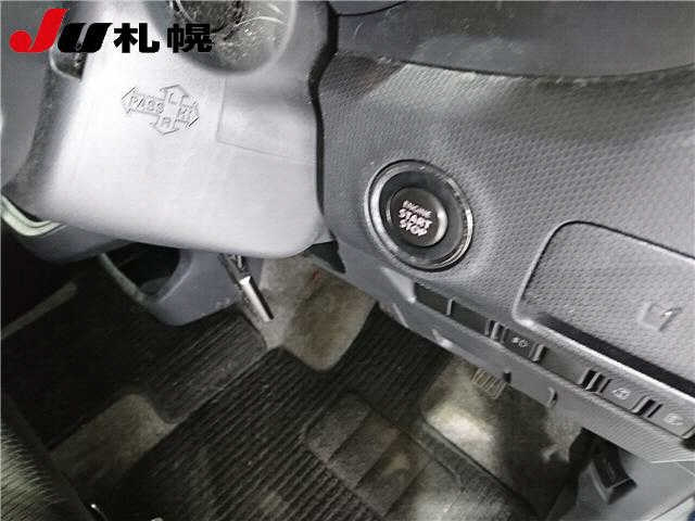 MITSUBISHI DELICA D2 2012