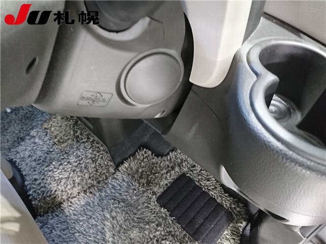 NISSAN CUBE 2012