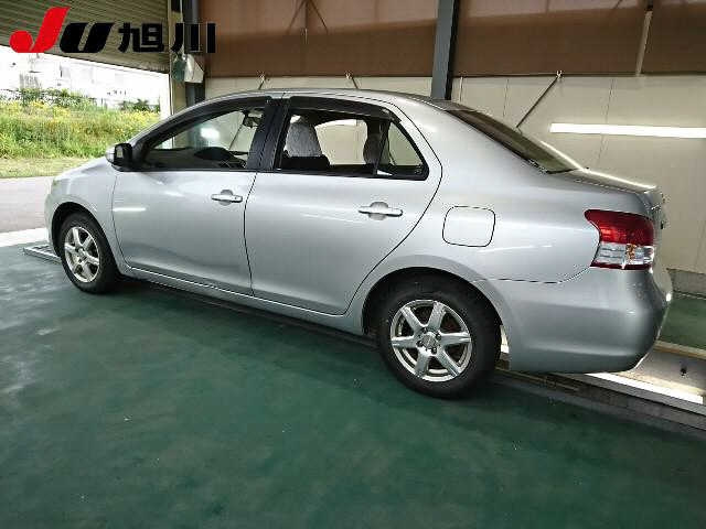 TOYOTA BELTA 2010
